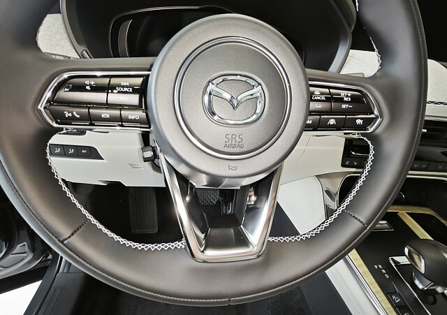 Mazda CX-60 - Kolor Machine Gray, zdjęcie 16