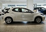 Mazda 2 Hybrid - Kolor Northern White Pearl, zdjęcie 4