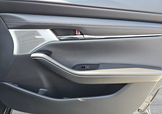 Mazda 3 - Kolor Machine Gray, zdjęcie 24