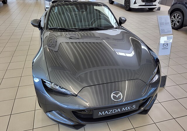 Mazda MX-5 - Kolor Machine Gray, zdjęcie 4