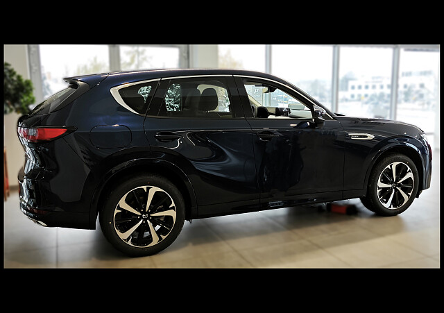 Mazda CX-60 - Kolor Deep Crystal Blue, zdjęcie 4
