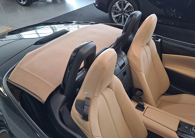 Mazda MX-5 - Kolor Jet Black, zdjęcie 10