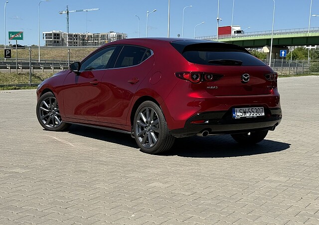 Czerwona Mazda 3  Auto-Gazda 15.jpg
