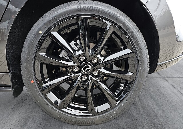 Mazda 3 - Kolor Machine Gray, zdjęcie 19