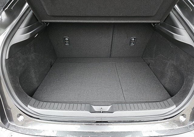 Mazda CX-30 - Kolor Machine Gray, zdjęcie 20