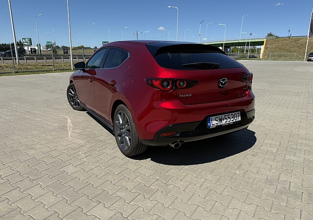 Czerwona Mazda 3  Auto-Gazda 3.jpg