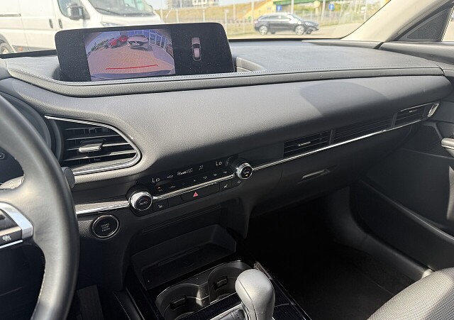 Platynowa Mazda CX-30 Auto-Gazda 13.jpg