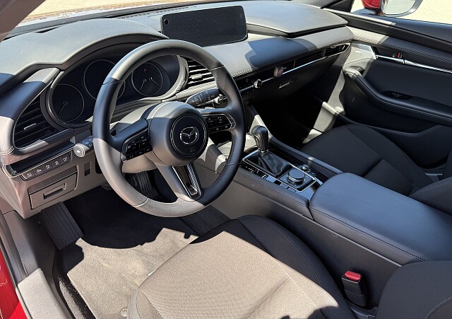 Czerwona Mazda 3  Auto-Gazda 10.jpg