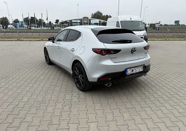 Szara Mazda 3  Auto-Gazda 5.jpg