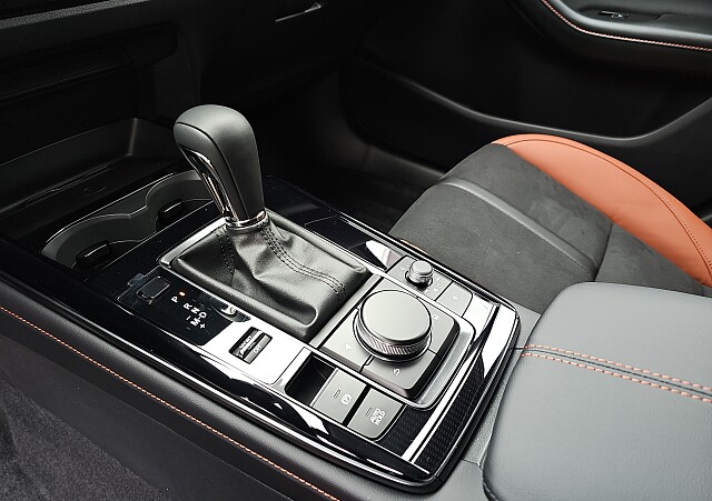 Mazda CX-30 - Kolor Machine Gray, zdjęcie 14