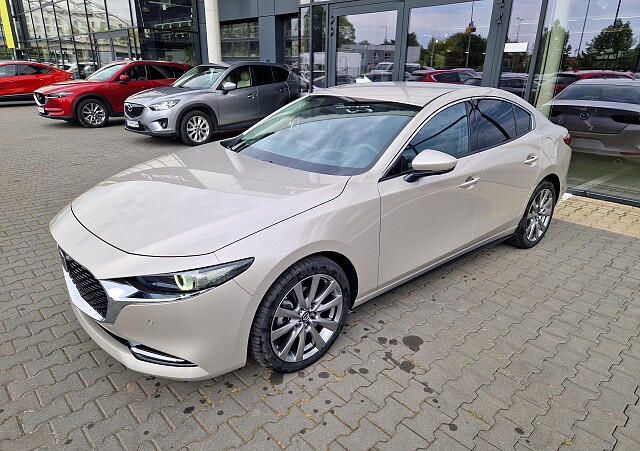 Mazda 3 - Kolor Platinum Quartz, zdjęcie 11