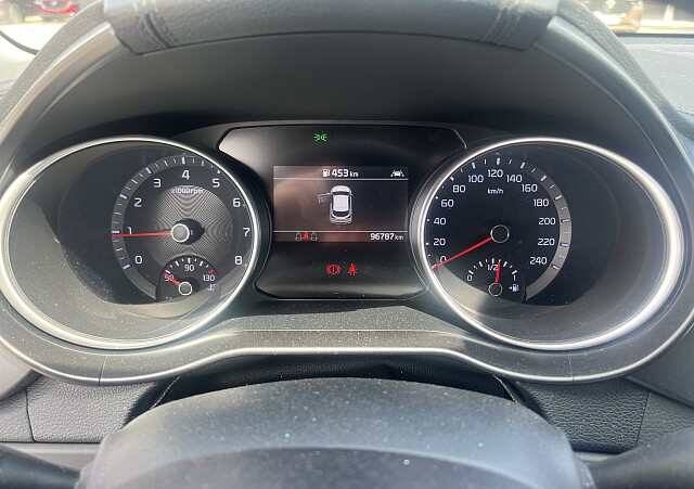 Kia XCeed - Kolor Złoty, zdjęcie 11