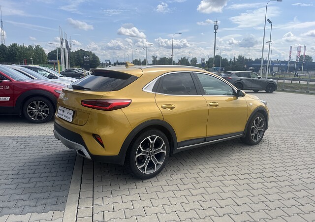 Kia XCeed - Kolor Złoty, zdjęcie 6