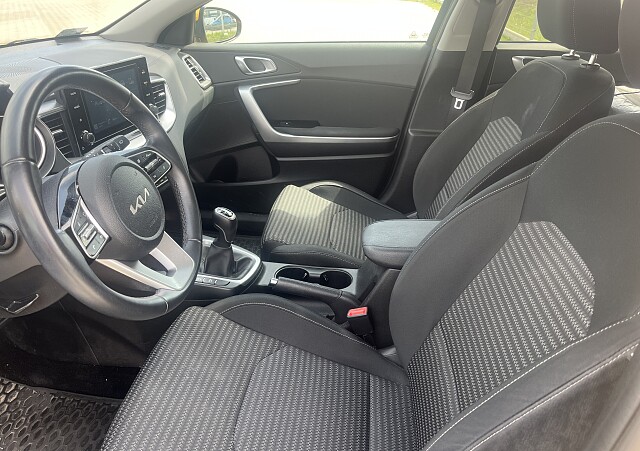 Kia XCeed - Kolor Złoty, zdjęcie 7