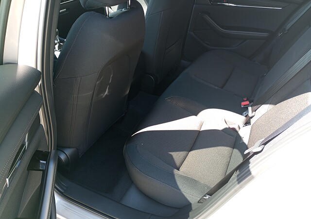 Mazda 3 - Kolor Platinum Quartz, zdjęcie 6