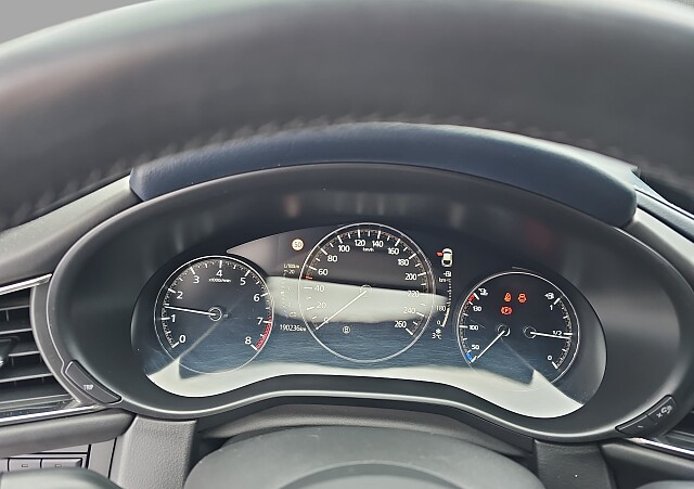 Mazda CX-30 - Kolor Polymetal Gray, zdjęcie 8