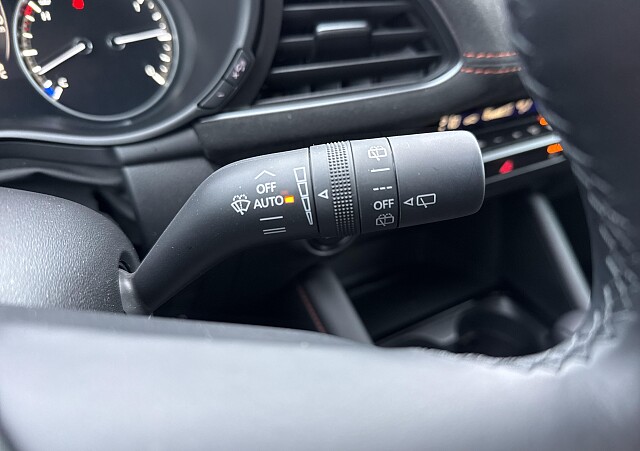 Mazda 3 - Kolor Platinum Quartz, zdjęcie 15