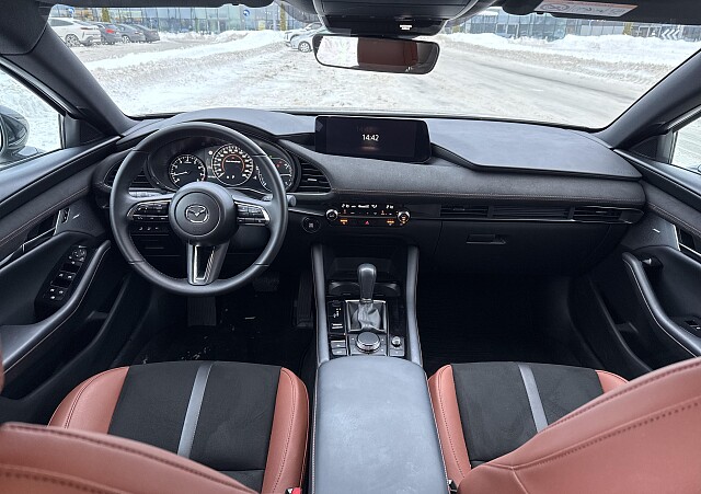 Mazda 3 - Kolor Platinum Quartz, zdjęcie 18