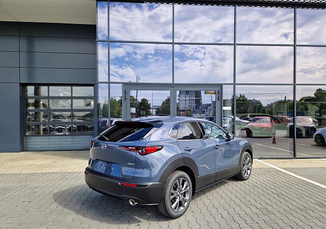 Mazda CX-30 - Kolor Polymetal Gray, zdjęcie 3