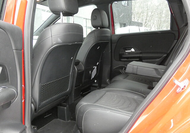 Mercedes-Benz Klasa B - Kolor Czerwony, zdjęcie 8