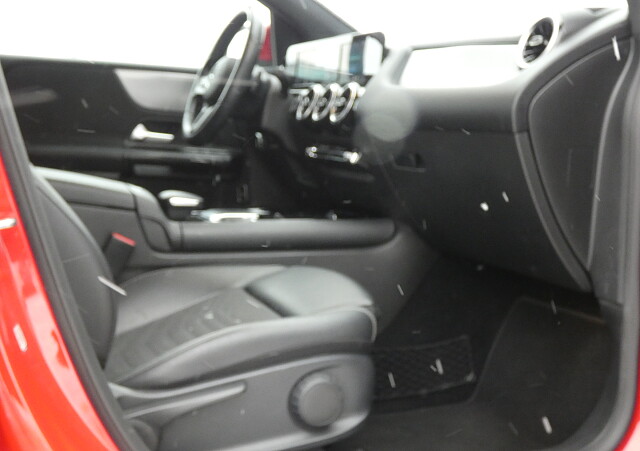 Mercedes-Benz Klasa B - Kolor Czerwony, zdjęcie 15