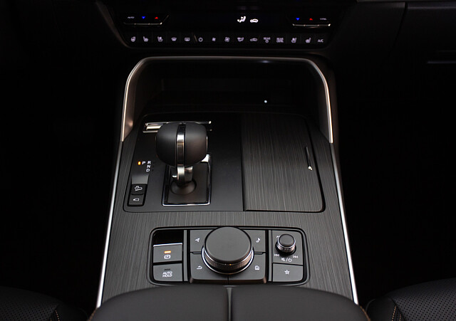 Mazda CX-80 - Kolor Artisan Red, zdjęcie 4