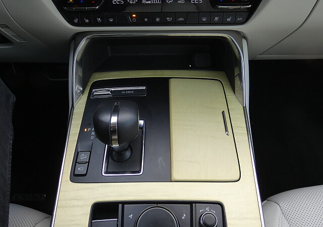 Mazda CX-60 - Kolor Deep Crystal Blue, zdjęcie 11