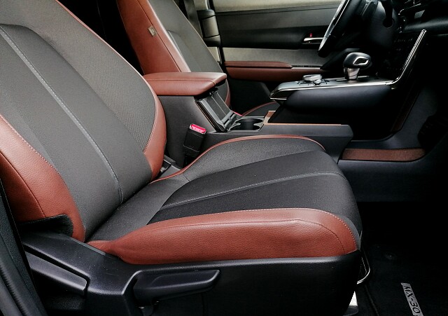 Mazda MX-30 - Kolor Machine Gray, zdjęcie 20