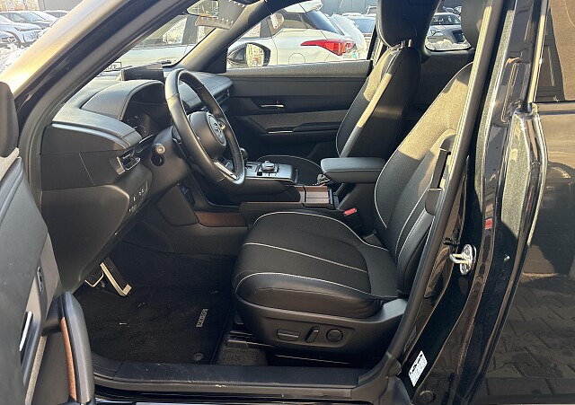 Mazda MX-30 - Kolor Jet Black, zdjęcie 13