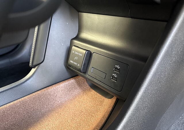 Mazda MX-30 - Kolor Jet Black, zdjęcie 19