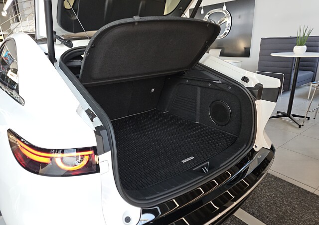 Mazda 6e - Kolor Biały, zdjęcie 8