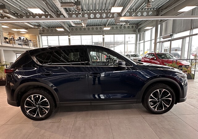 Mazda CX-5 - Kolor Deep Crystal Blue, zdjęcie 5