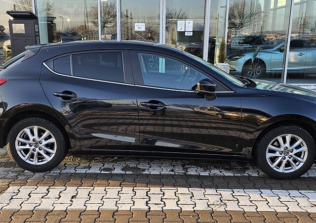 Mazda 3 - Kolor Jet Black, zdjęcie 5