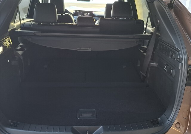 Mazda CX-80 - Kolor Melting Copper, zdjęcie 11