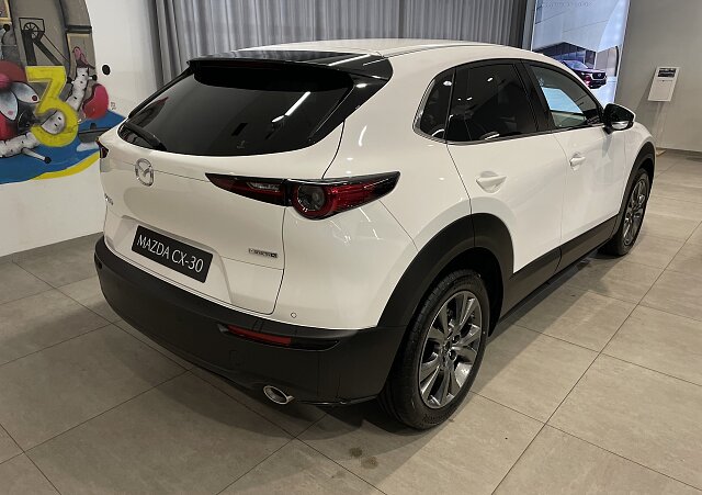 Mazda CX-30 - Kolor Arctic White, zdjęcie 7