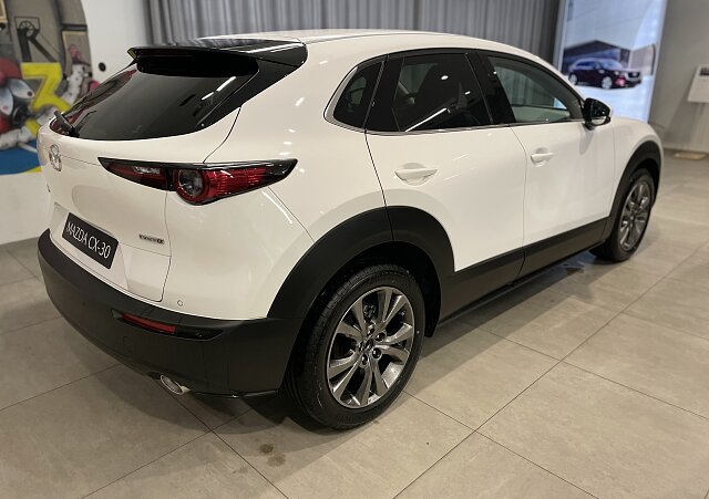 Mazda CX-30 - Kolor Arctic White, zdjęcie 3