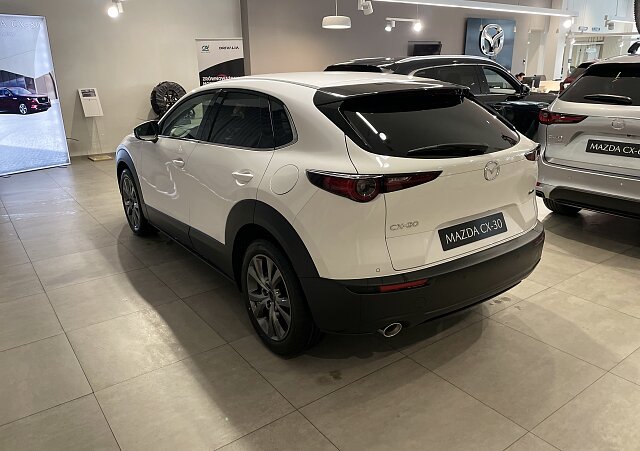 Mazda CX-30 - Kolor Arctic White, zdjęcie 8