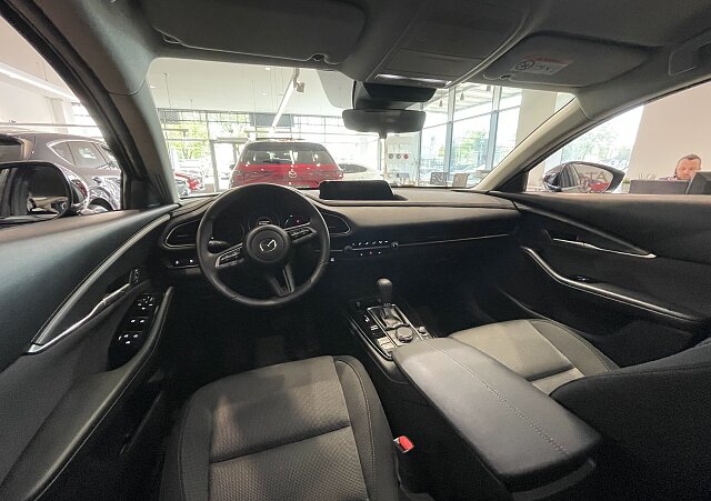 Mazda CX-30 - Kolor Jet Black, zdjęcie 2