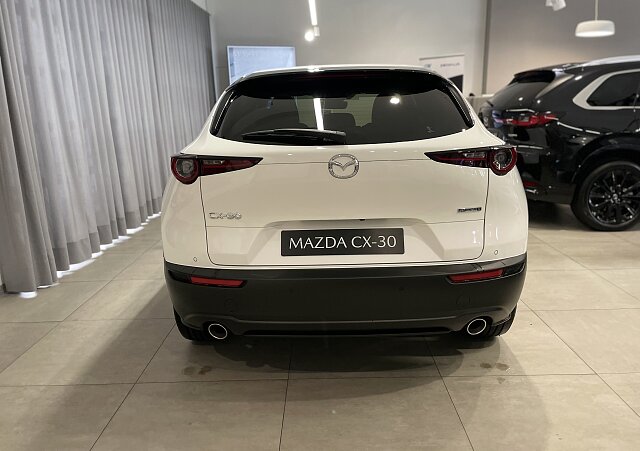 Mazda CX-30 - Kolor Arctic White, zdjęcie 4
