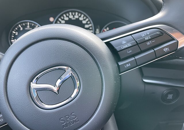 Mazda CX-30 - Kolor Jet Black, zdjęcie 12