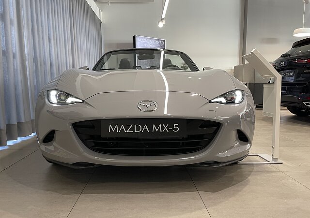 Mazda MX-5 - Kolor Aero Grey, zdjęcie 3