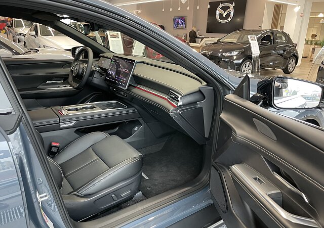 Mazda 6e - Kolor Polymetal Gray, zdjęcie 19