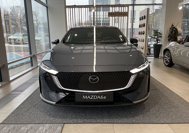 Mazda 6e - Kolor Polymetal Gray, zdjęcie 2