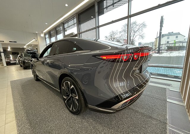 Mazda 6e - Kolor Polymetal Gray, zdjęcie 8