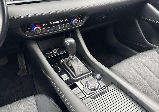 Mazda 6 - Kolor Sonic Silver, zdjęcie 8