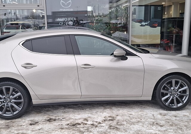 Mazda 3 - Kolor Platinum Quartz, zdjęcie 7