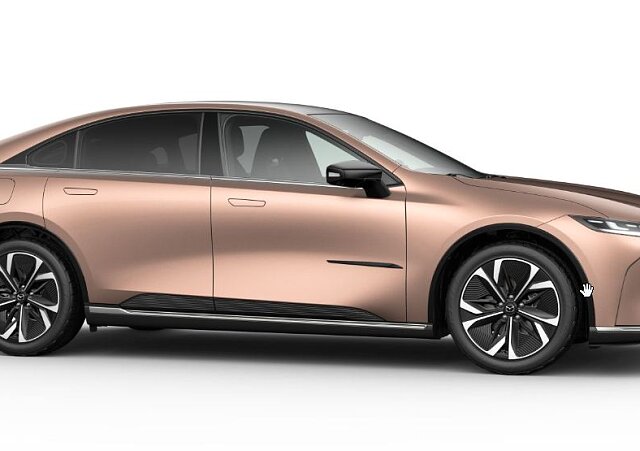 Mazda 6e - Kolor Melting Copper, zdjęcie 2