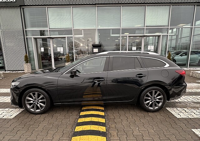 Mazda 6 - Kolor Jet Black, zdjęcie 4
