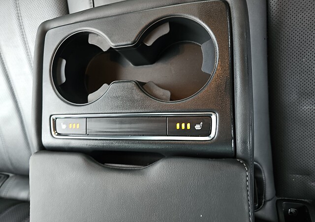 Mazda 6 - Kolor Deep Crystal Blue, zdjęcie 23