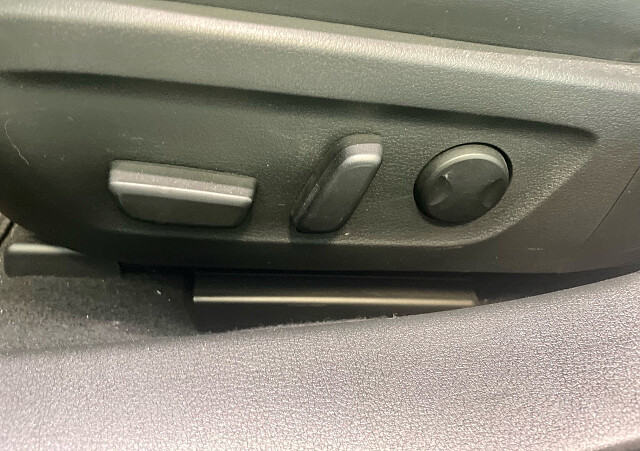 Mazda 3 - Kolor Ceramic Metalic, zdjęcie 12